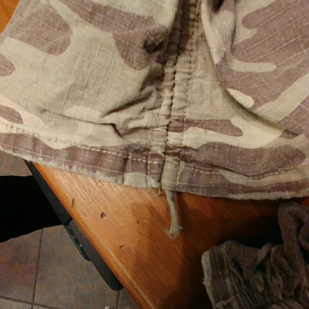 Beaded camo pants - Picture 5 of 5